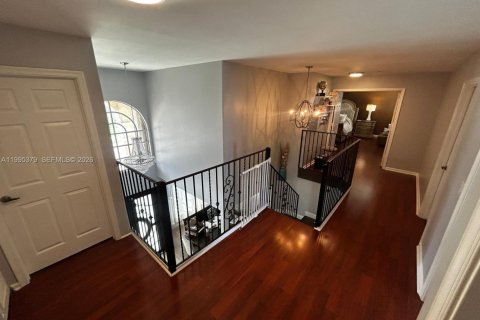 House in Miramar, Florida 4 bedrooms, 262.36 sq.m. № 2060331 - photo 21