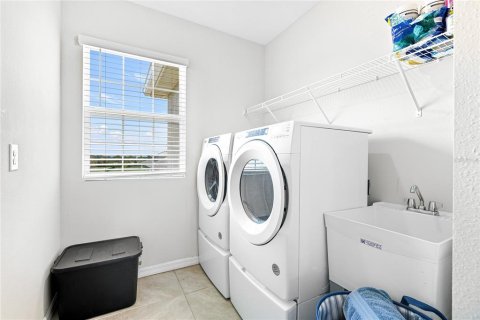 Casa en venta en Palmetto, Florida, 4 dormitorios, 254.37 m2 № 2196301 - foto 29