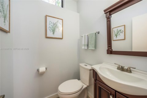 Снять в аренду виллу или дом в Уилтон-Мэнорс, Флорида 3 спальни, 218.32м2, № 1997275 - фото 9