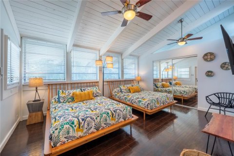 Снять в аренду виллу или дом в Уилтон-Мэнорс, Флорида 3 спальни, 218.32м2, № 1997275 - фото 28