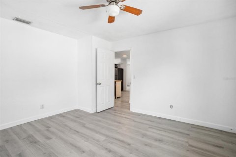 House in Saint Petersburg, Florida 2 bedrooms, 82.96 sq.m. № 1732621 - photo 22