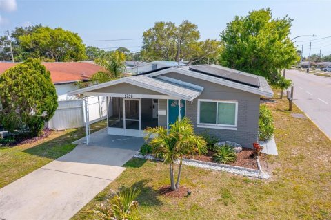 House in Saint Petersburg, Florida 2 bedrooms, 82.96 sq.m. № 1732621 - photo 30