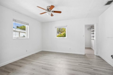 House in Saint Petersburg, Florida 2 bedrooms, 82.96 sq.m. № 1732621 - photo 20