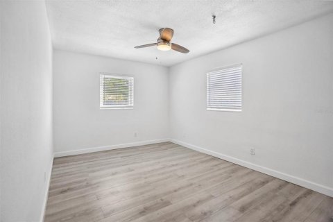 House in Saint Petersburg, Florida 2 bedrooms, 82.96 sq.m. № 1732621 - photo 24