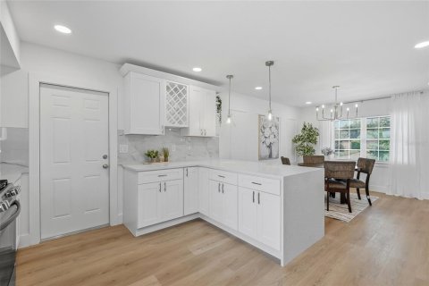 Villa ou maison à vendre à Saint Petersburg, Floride: 3 chambres, 154.59 m2 № 2324543 - photo 29