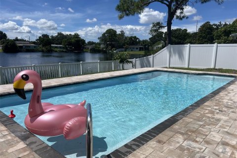 Villa ou maison à vendre à Saint Petersburg, Floride: 3 chambres, 154.59 m2 № 2324543 - photo 2