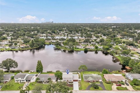 Villa ou maison à vendre à Saint Petersburg, Floride: 3 chambres, 154.59 m2 № 2324543 - photo 10
