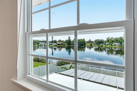Villa ou maison à vendre à Saint Petersburg, Floride: 3 chambres, 154.59 m2 № 2324543 - photo 14