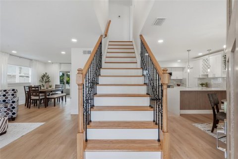 Villa ou maison à vendre à Saint Petersburg, Floride: 3 chambres, 154.59 m2 № 2324543 - photo 22