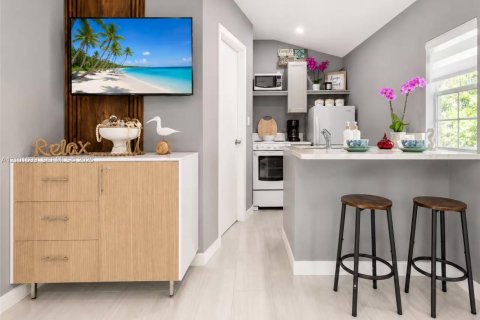 Appartement à louer à Miramar, Floride: 1 chambre, 46.45 m2 № 2409350 - photo 8