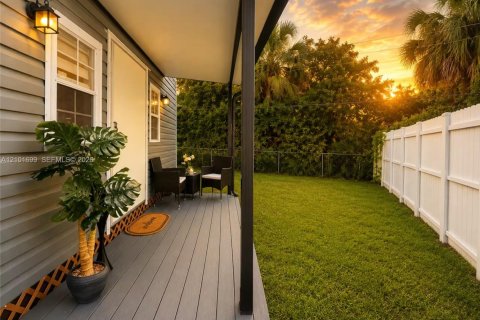 Appartement à louer à Miramar, Floride: 1 chambre, 46.45 m2 № 2409350 - photo 2