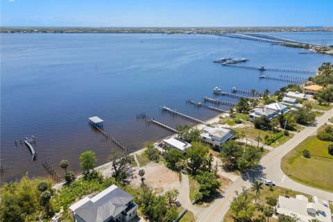 Terreno en venta en Punta Gorda, Florida № 1628489 - foto 9