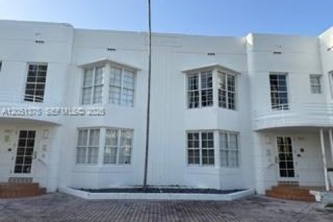 Condo à Miami Beach, Floride, 1 chambre  № 2193701