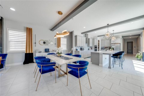 Villa ou maison à vendre à Orlando, Floride: 4 chambres, 354.61 m2 № 2226580 - photo 12