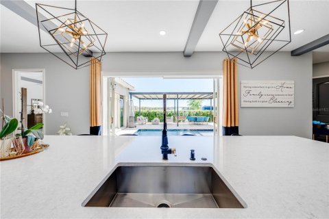 Villa ou maison à vendre à Orlando, Floride: 4 chambres, 354.61 m2 № 2226580 - photo 8
