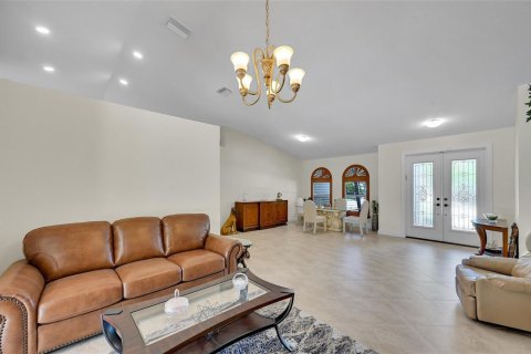 Villa ou maison à vendre à Coral Springs, Floride: 5 chambres, 231.79 m2 № 2190209 - photo 5