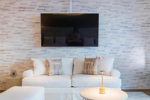 Снять в аренду кондоминиум в Майами-Бич, Флорида 55.74м2, № 2066775 - фото 4