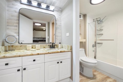 Снять в аренду кондоминиум в Майами-Бич, Флорида 55.74м2, № 2066775 - фото 17