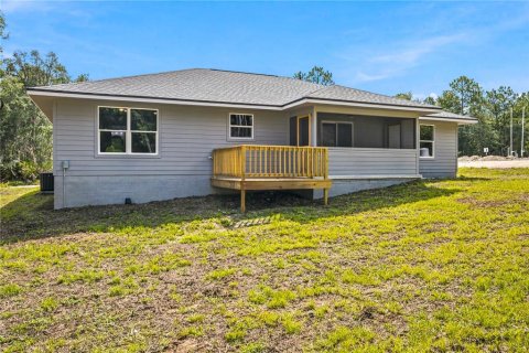 House in Ocala, Florida 3 bedrooms, 176.42 sq.m. № 2156851 - photo 30