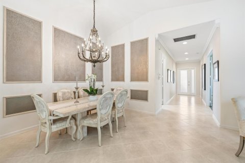 House in West Palm Beach, Florida 3 bedrooms, 184.32 sq.m. № 2242570 - photo 5