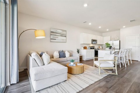 Touwnhouse à vendre à Davenport, Floride: 3 chambres, 155.43 m2 № 2216844 - photo 4