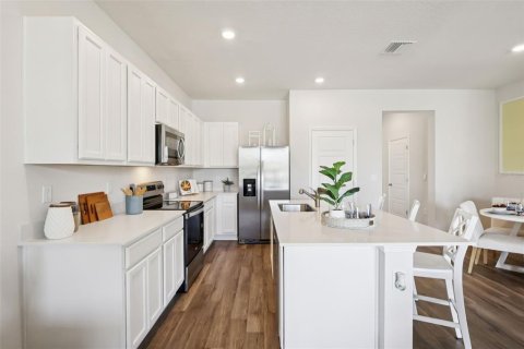 Touwnhouse à vendre à Davenport, Floride: 3 chambres, 155.43 m2 № 2216844 - photo 11