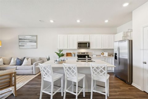 Touwnhouse à vendre à Davenport, Floride: 3 chambres, 155.43 m2 № 2216844 - photo 9