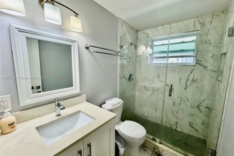 Condominio en alquiler en Miami Beach, Florida, 40.88 m2 № 1921888 - foto 10