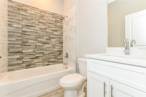 Casa en alquiler en Kissimmee, Florida, 4 dormitorios, 149.11 m2 № 2112991 - foto 7