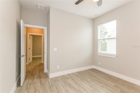 Casa en alquiler en Kissimmee, Florida, 4 dormitorios, 149.11 m2 № 2112991 - foto 9