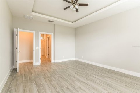 Casa en alquiler en Kissimmee, Florida, 4 dormitorios, 149.11 m2 № 2112991 - foto 14