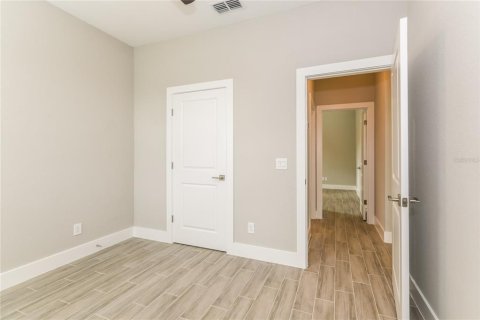 Casa en alquiler en Kissimmee, Florida, 4 dormitorios, 149.11 m2 № 2112991 - foto 8