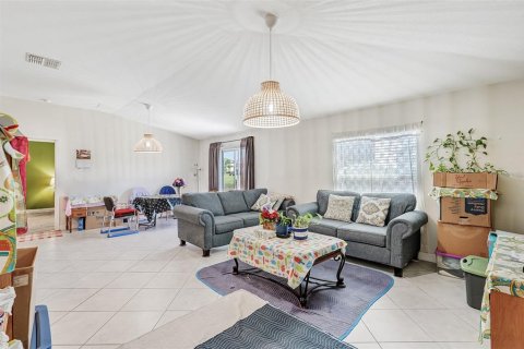 Villa ou maison à vendre à Davenport, Floride: 3 chambres, 146.79 m2 № 1547850 - photo 4