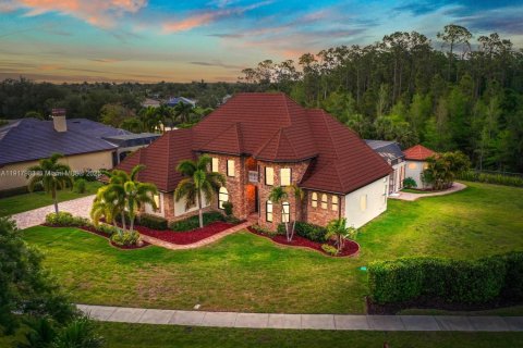 Купить виллу или дом в Форт Майерс, Флорида 4 спальни, 315.87м2, № 1972547 - фото 4