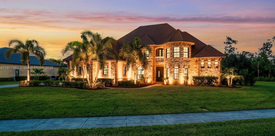 Дом в Форт Майерс, Флорида 4 спальни, 315.87м2 № 1972547