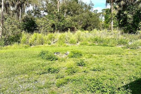 House in LaBelle, Florida 3 bedrooms, 75.81 sq.m. № 1545422 - photo 9