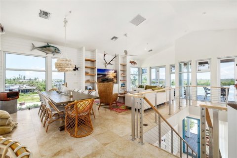 Casa en venta en Placida, Florida, 3 dormitorios, 202.9 m2 № 1886411 - foto 5