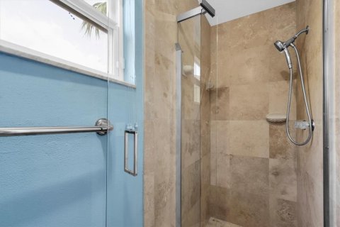 Купить виллу или дом в Семинол, Флорида 6 комнат, 173.54м2, № 2149749 - фото 19