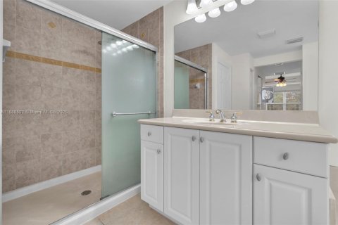 Villa ou maison à louer à Miramar, Floride: 5 chambres, 257.43 m2 № 1933446 - photo 24