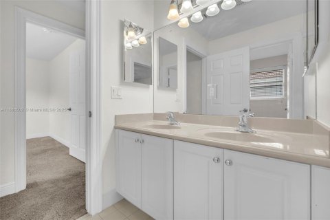 Villa ou maison à louer à Miramar, Floride: 5 chambres, 257.43 m2 № 1933446 - photo 20