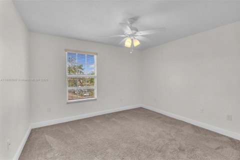 Villa ou maison à louer à Miramar, Floride: 5 chambres, 257.43 m2 № 1933446 - photo 15