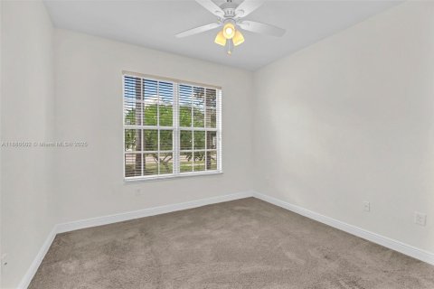 Villa ou maison à louer à Miramar, Floride: 5 chambres, 257.43 m2 № 1933446 - photo 10