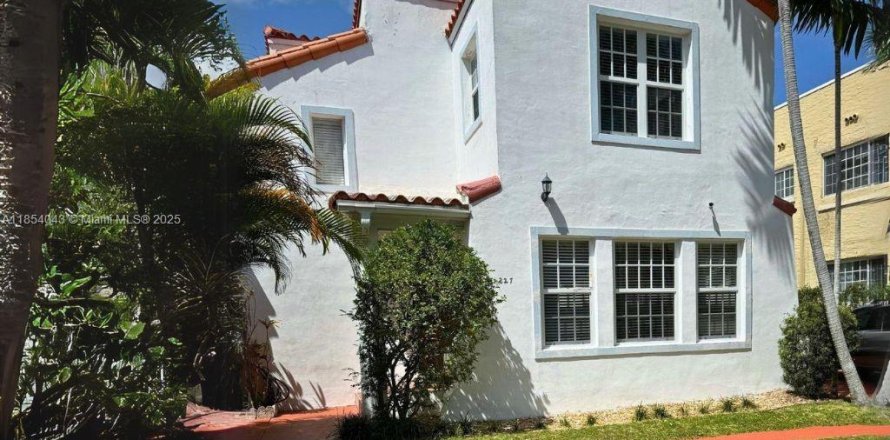 Appartement à Coral Gables, Floride 1 chambre, 284.28 m2 № 1872322