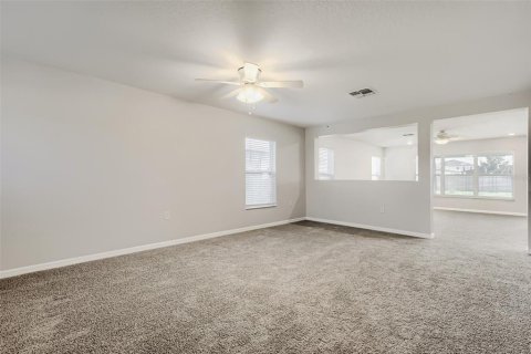 Villa ou maison à vendre à Winter Haven, Floride: 4 chambres, 255.11 m2 № 2429138 - photo 6