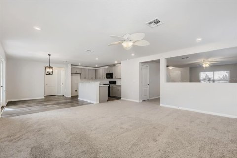 Villa ou maison à vendre à Winter Haven, Floride: 4 chambres, 255.11 m2 № 2429138 - photo 14
