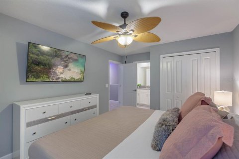 Villa ou maison à vendre à Kissimmee, Floride: 6 chambres, 349.31 m2 № 1805852 - photo 29
