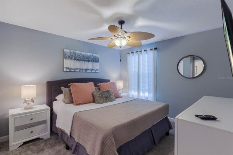 Villa ou maison à vendre à Kissimmee, Floride: 6 chambres, 349.31 m2 № 1805852 - photo 28