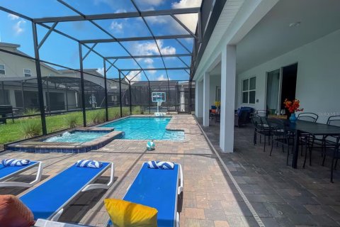 Villa ou maison à vendre à Kissimmee, Floride: 6 chambres, 349.31 m2 № 1805852 - photo 4