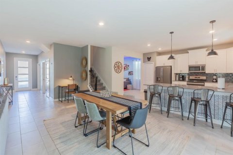 Villa ou maison à vendre à Kissimmee, Floride: 6 chambres, 349.31 m2 № 1805852 - photo 9