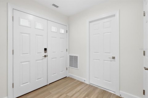 Villa ou maison à louer à Homosassa, Floride: 2 chambres, 112.32 m2 № 2386559 - photo 6